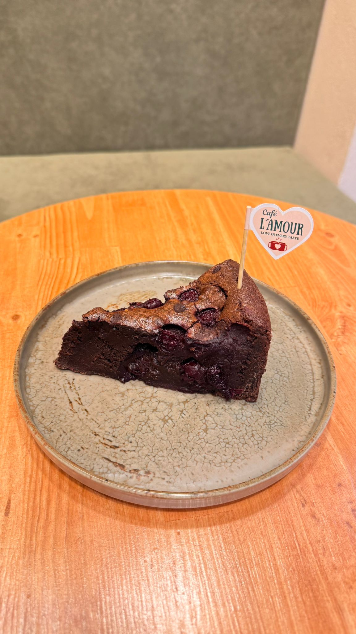 Vişneli mud cake